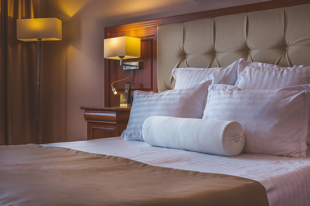 Hotel Athos R.M.T. Cluj-Napoca Cameră foto