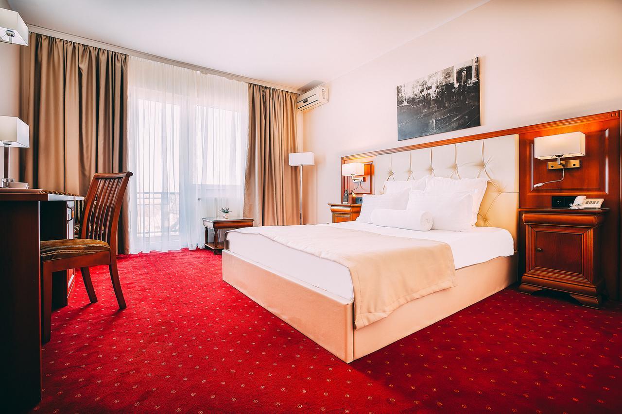 Hotel Athos R.M.T. Cluj-Napoca Cameră foto