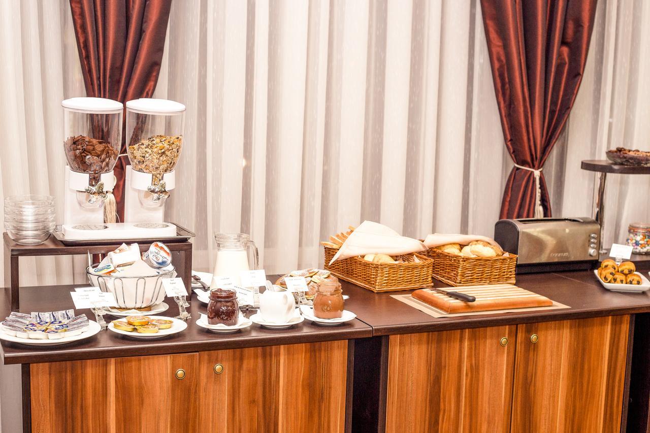 Hotel Athos R.M.T. Cluj-Napoca Cameră foto